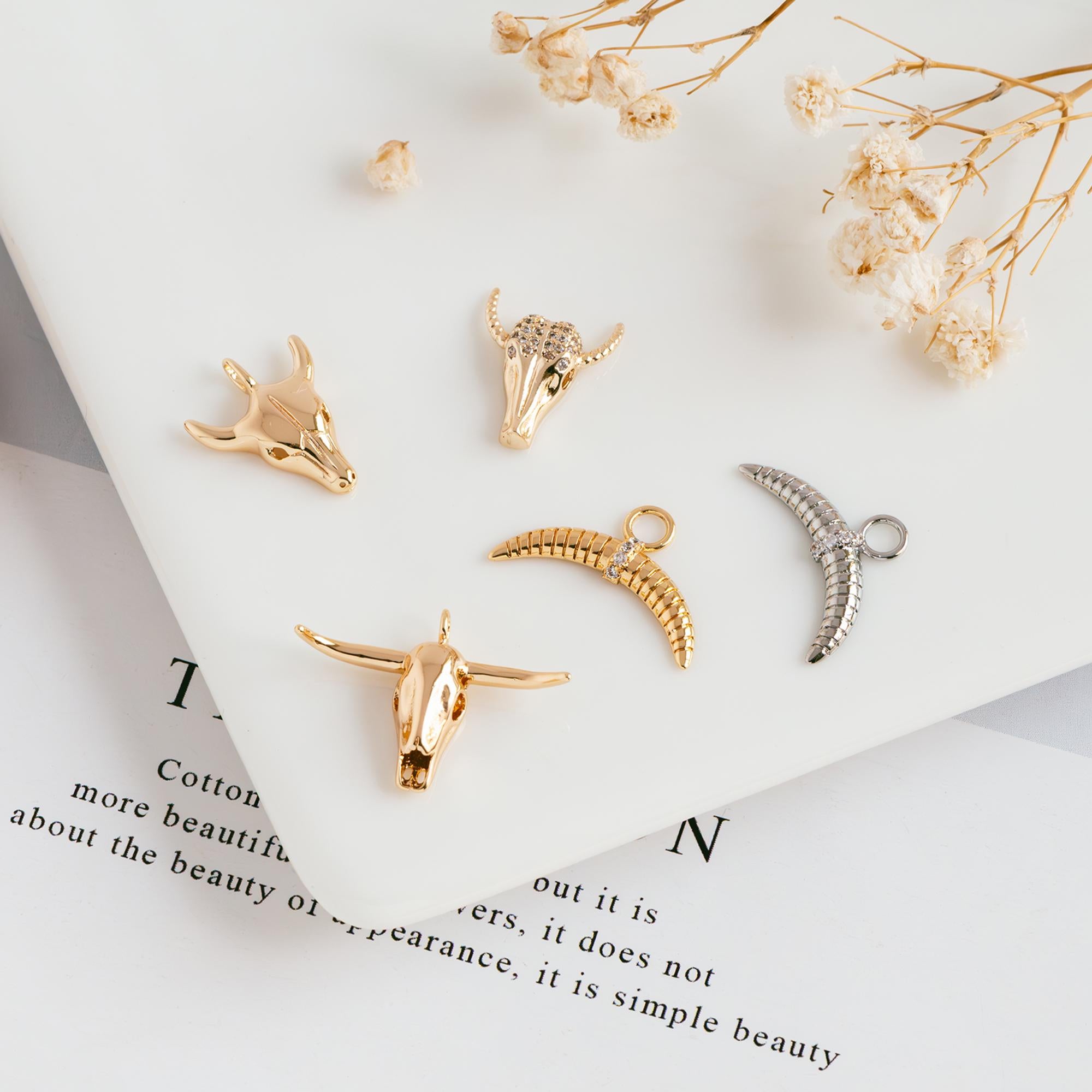 4pcs Gold/ Silver Tone OX Head Skull Charm, Ox Horn Charm, Real Gold/ Rhodium plated Brass, Buffalo Head Pendant (GB-3616)